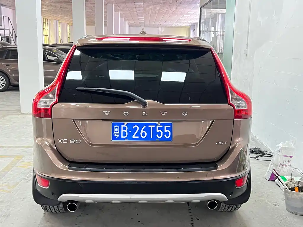 Volvo XC60 (Import) — миниатюра 4
