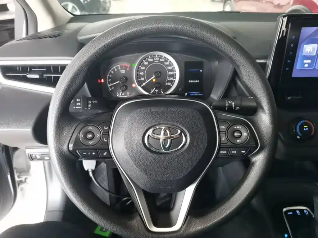 Toyota Corolla — миниатюра 11