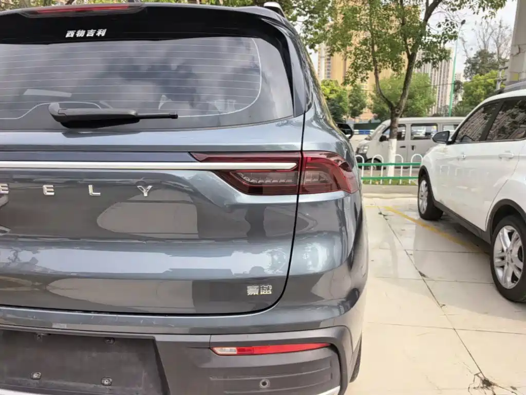 Geely Haoyue — миниатюра 8