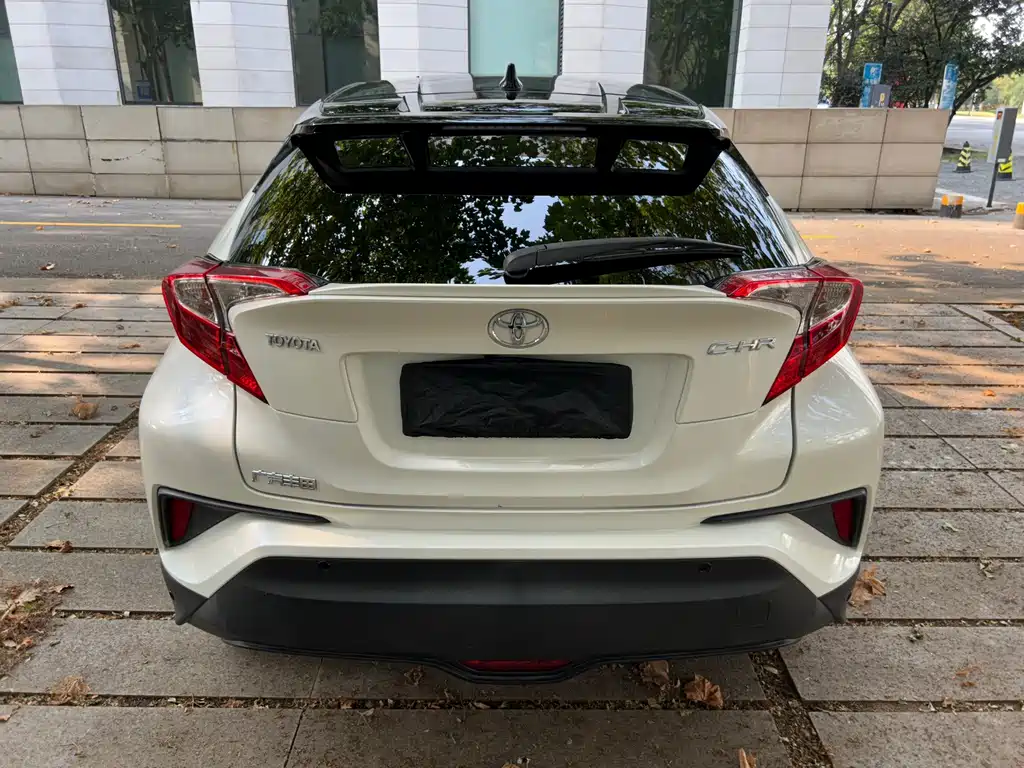 Toyota C-HR — миниатюра 5