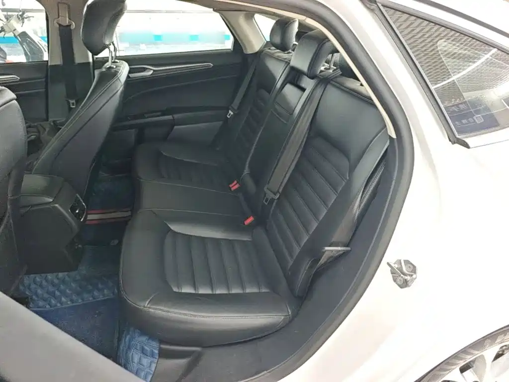 Ford Mondeo — миниатюра 17