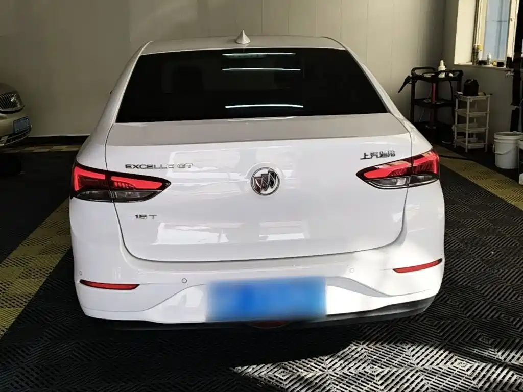 Buick Excelle — миниатюра 6