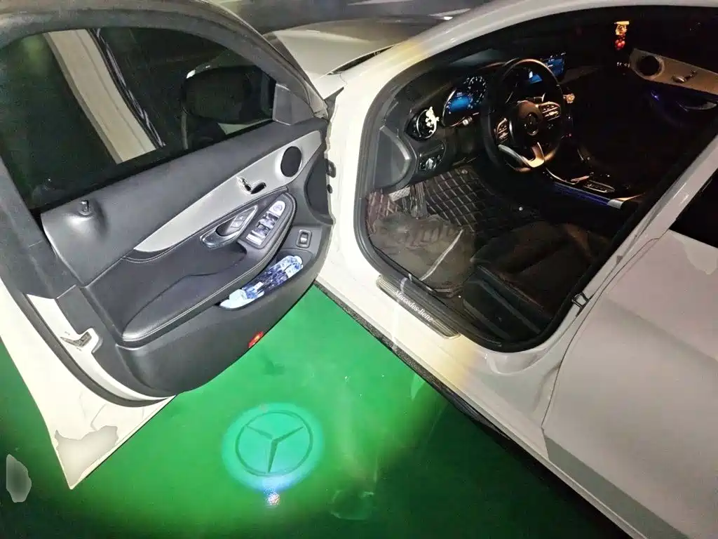 Mercedes-Benz C-Class — миниатюра 17