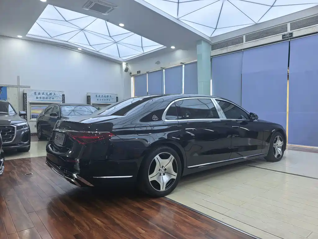 Mercedes-Benz S-Class — миниатюра 17