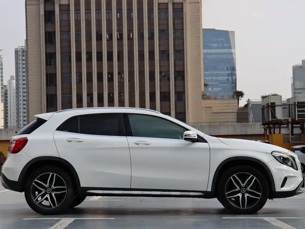 Mercedes-Benz GLA — миниатюра 4