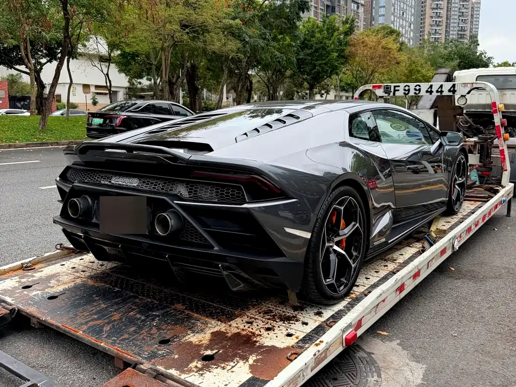 Lamborghini Huracán — миниатюра 3