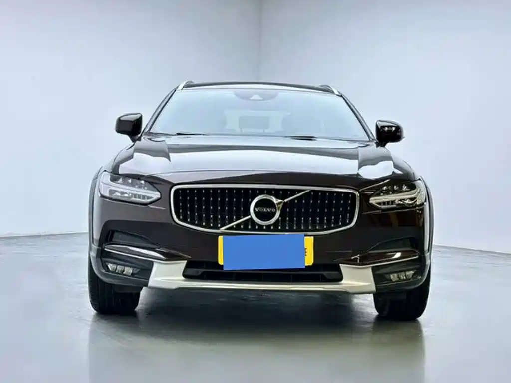 Volvo V90 — миниатюра 2