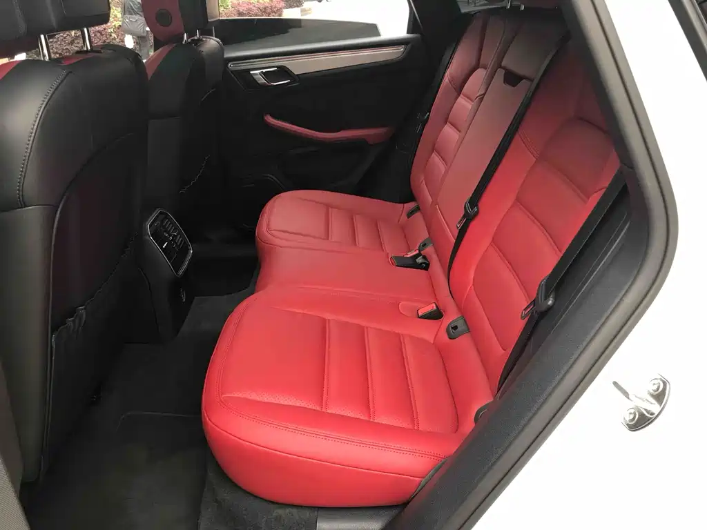 Porsche Macan 2017 Macan Turbo 3.6T