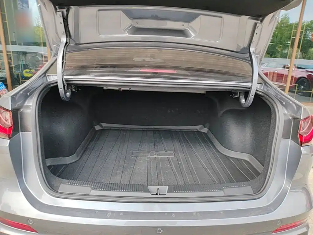 Roewe i5 — миниатюра 19