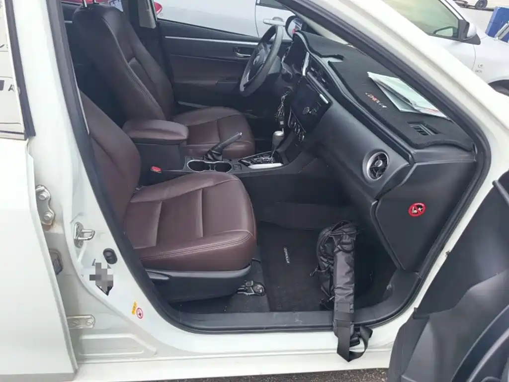 Toyota Corolla — миниатюра 11