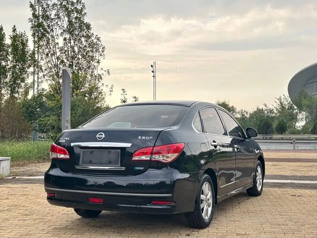 Nissan Sylphy — миниатюра 4