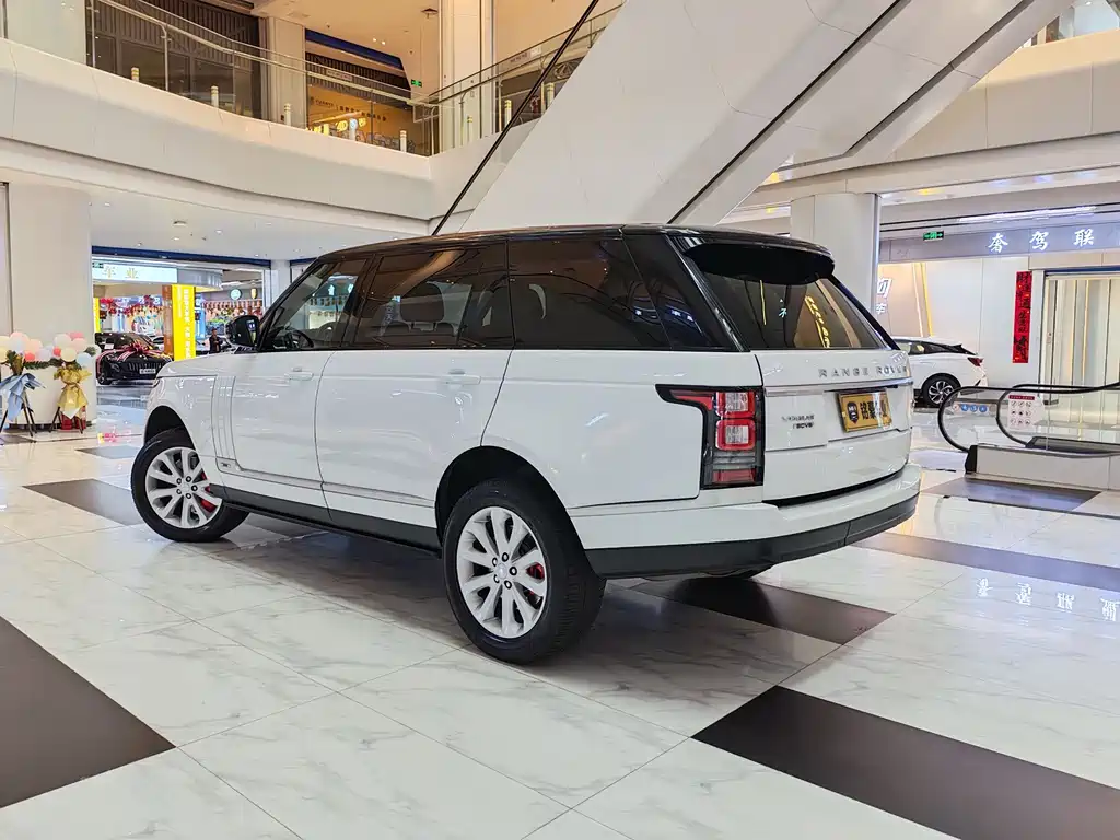 Land Rover Range Rover — миниатюра 7