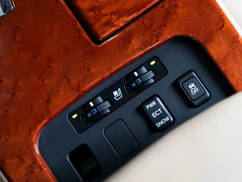 Lexus GS — миниатюра 15