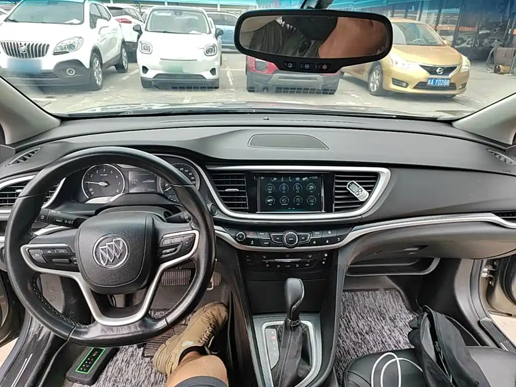Buick Excelle — миниатюра 10