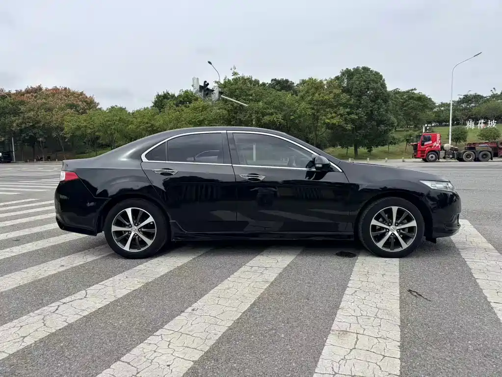 Honda Spirior — миниатюра 13