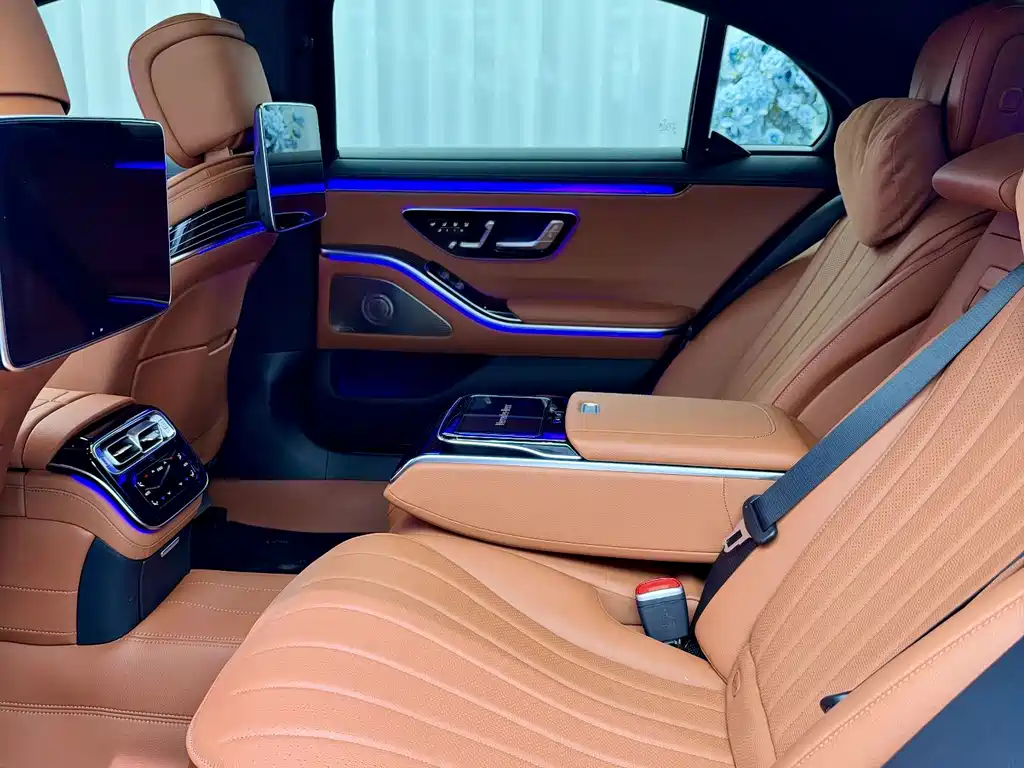 Mercedes-Benz S-Class — миниатюра 9