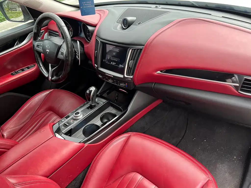 Maserati Levante — миниатюра 10