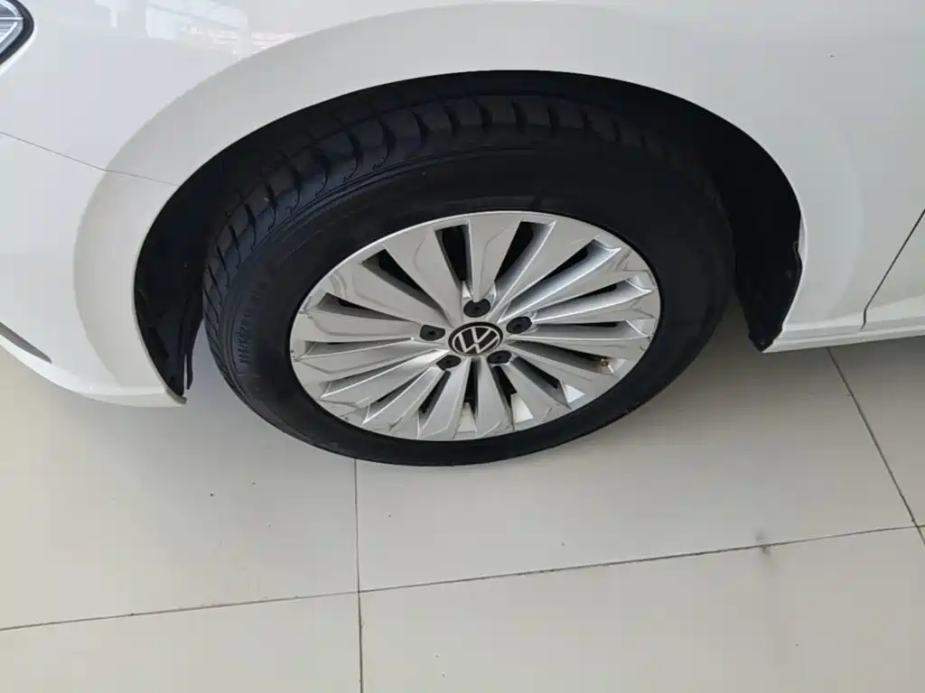 Volkswagen Lavida — миниатюра 23