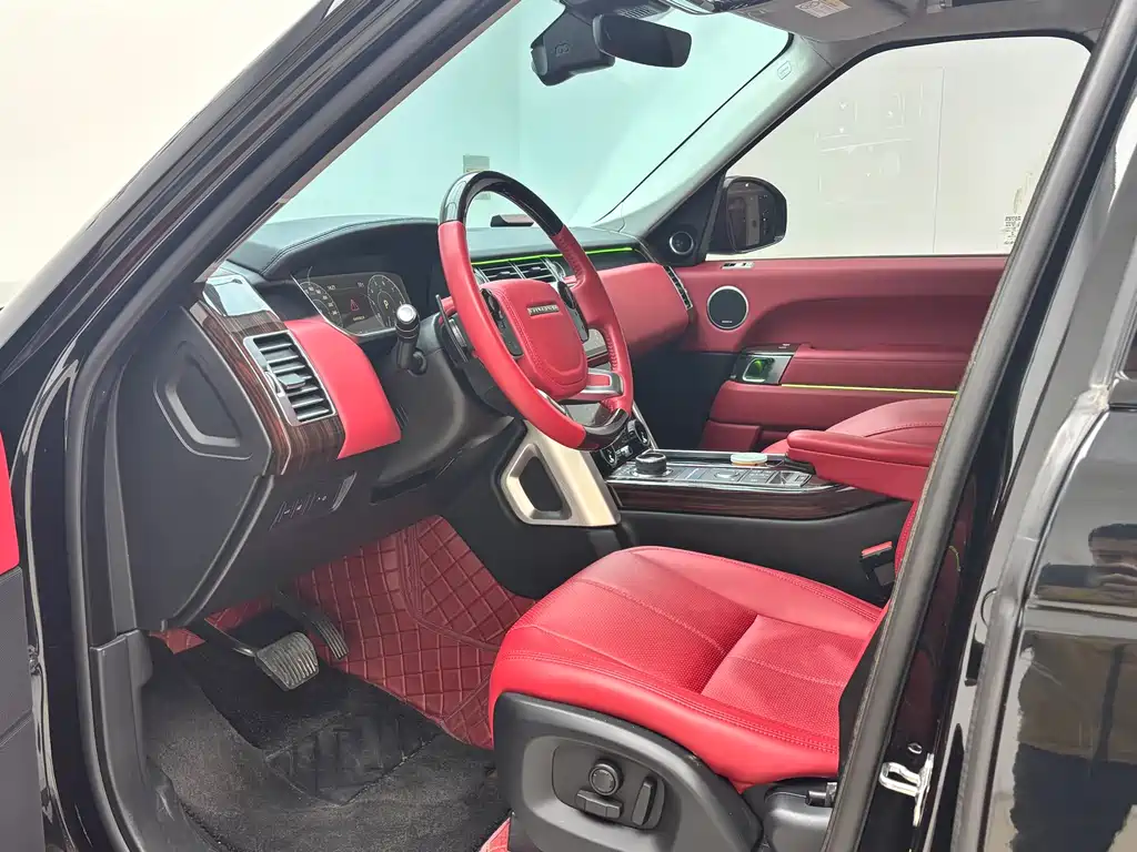 LAND ROVER RANGE ROVER