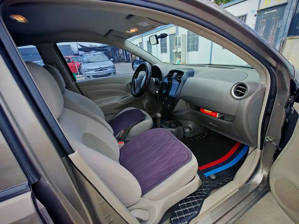 Nissan Sunny — миниатюра 12
