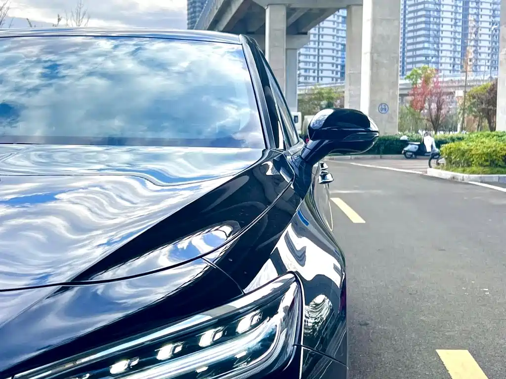 Hongqi Hongqi H5 — миниатюра 3