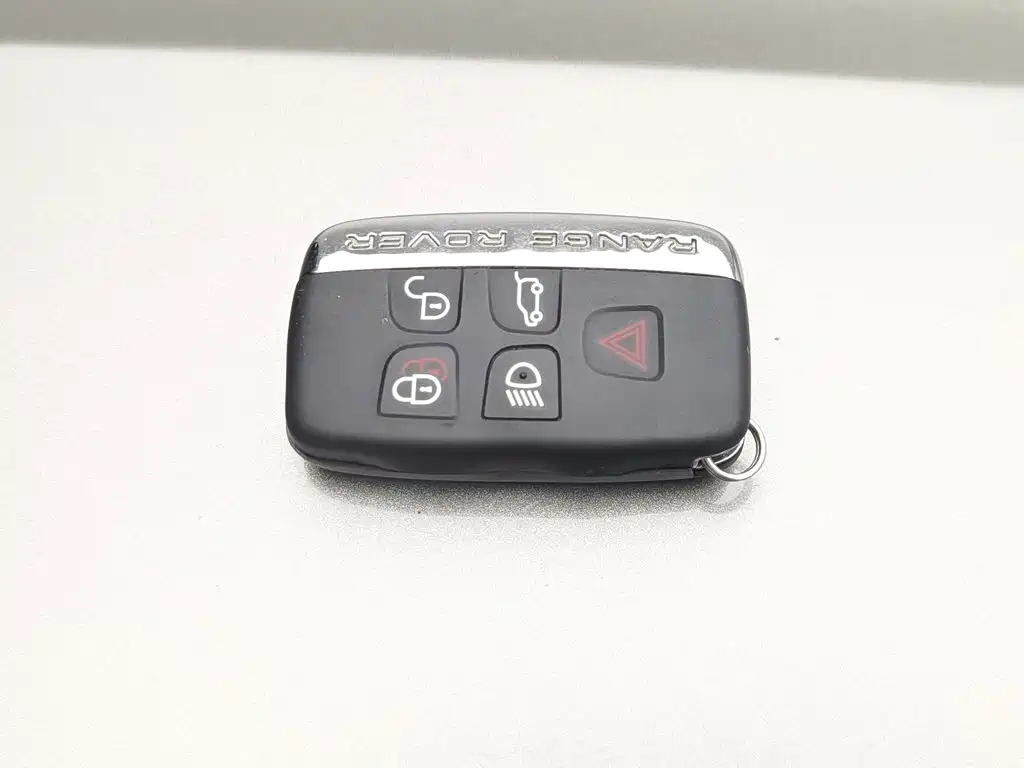 Land Rover Velar — миниатюра 19