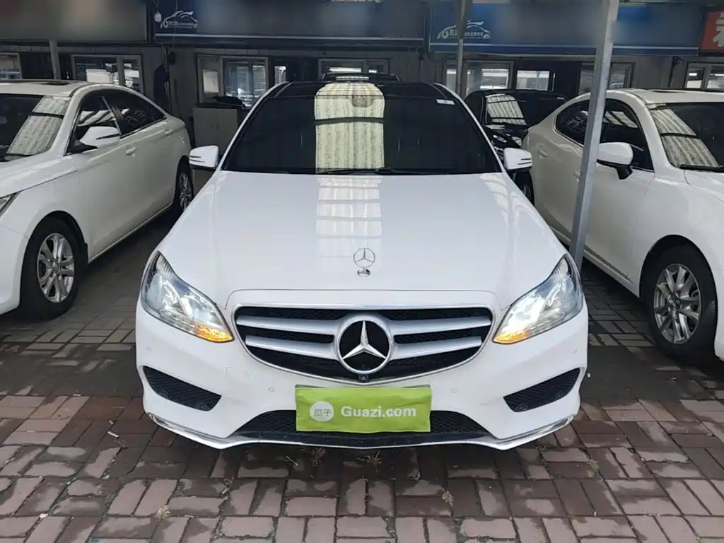 Mercedes-Benz E-Class — миниатюра 3