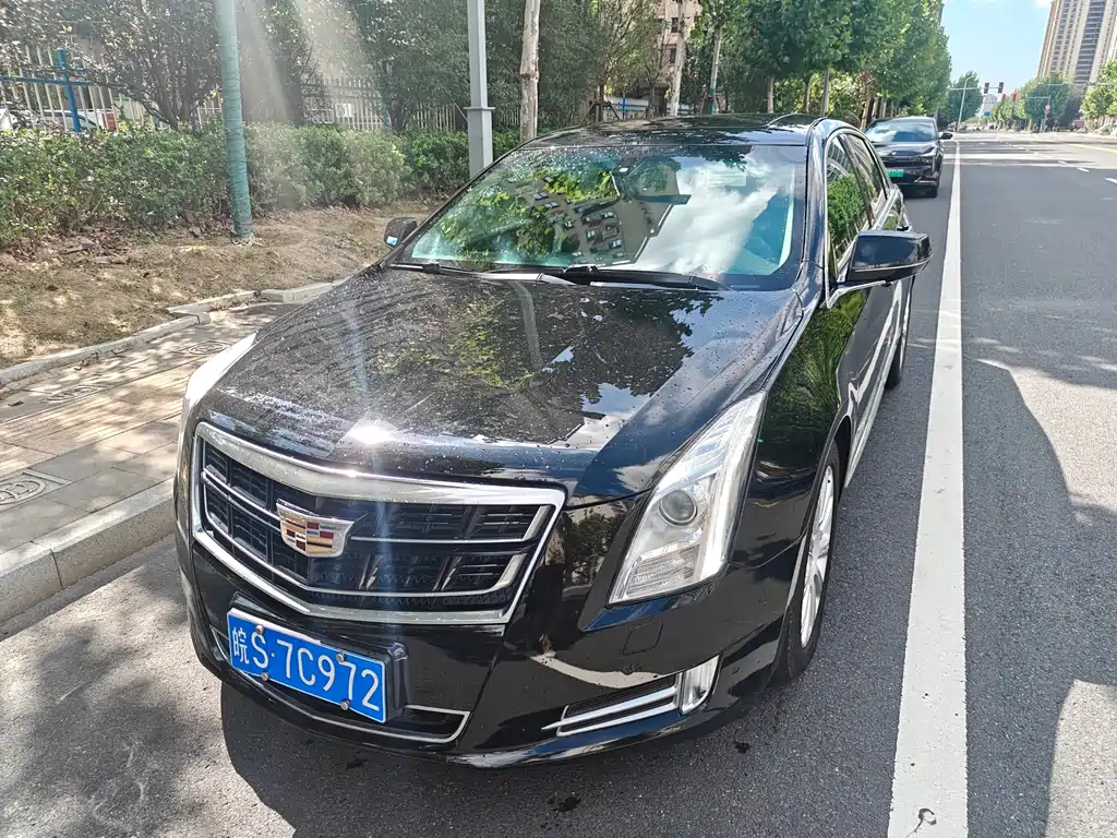Cadillac XTS