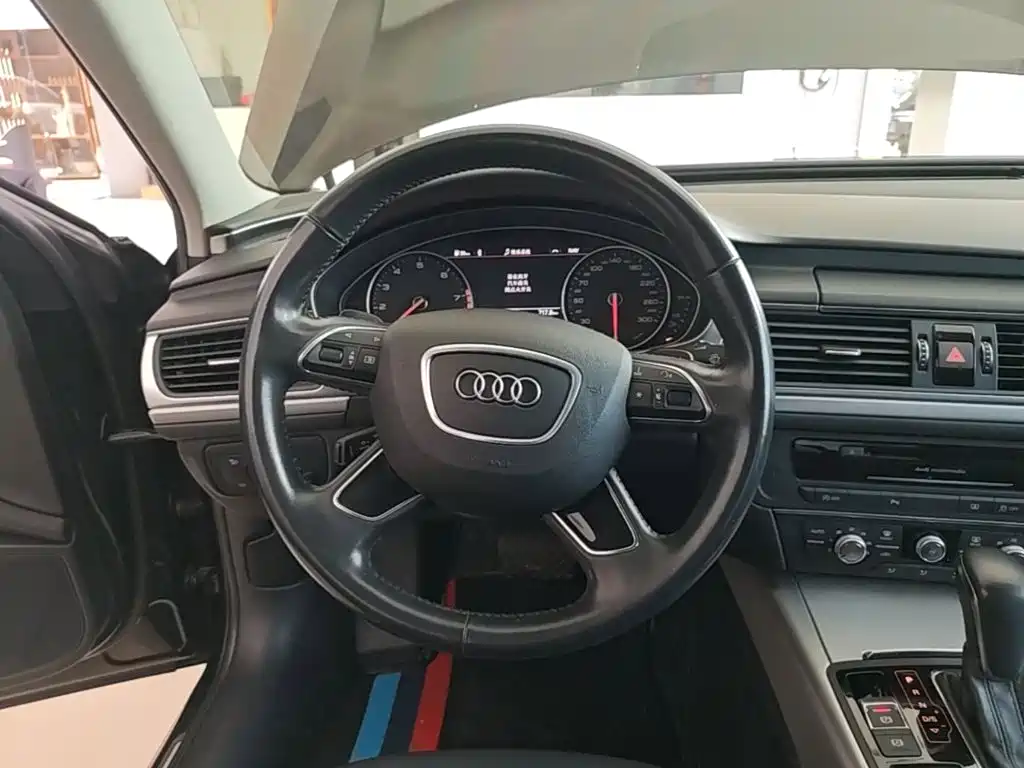 Audi A6L — миниатюра 11