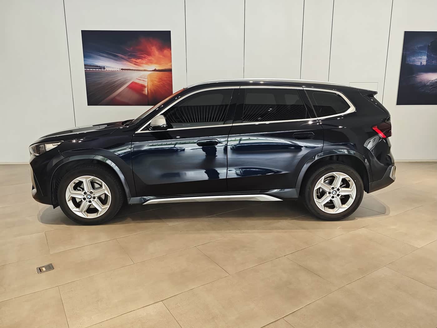 BMW X1 1.5 л 2024 г. Чёрный, пробег 36800 км