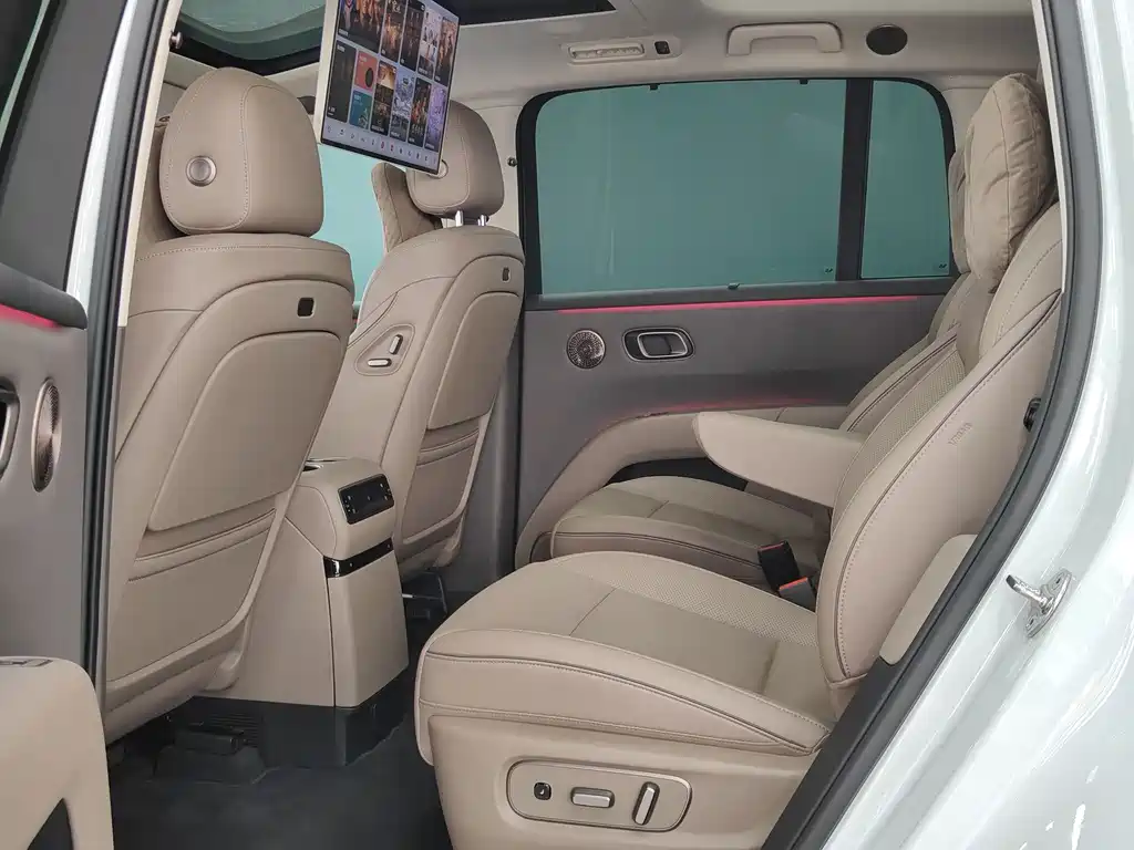 Li Auto i8 2025 Standard