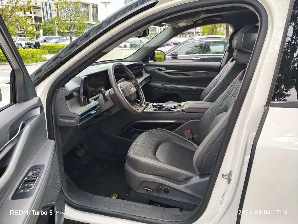 Ford Edge — миниатюра 6