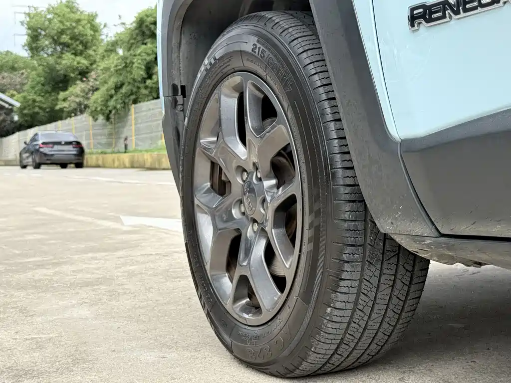 Jeep Renegade — миниатюра 15
