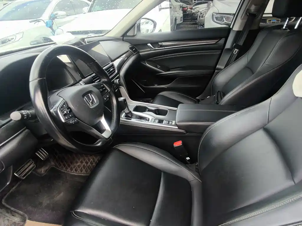 Honda Accord — миниатюра 4