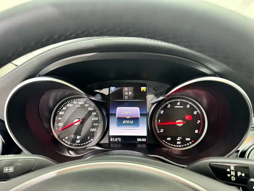 Mercedes-Benz C-Class — миниатюра 13