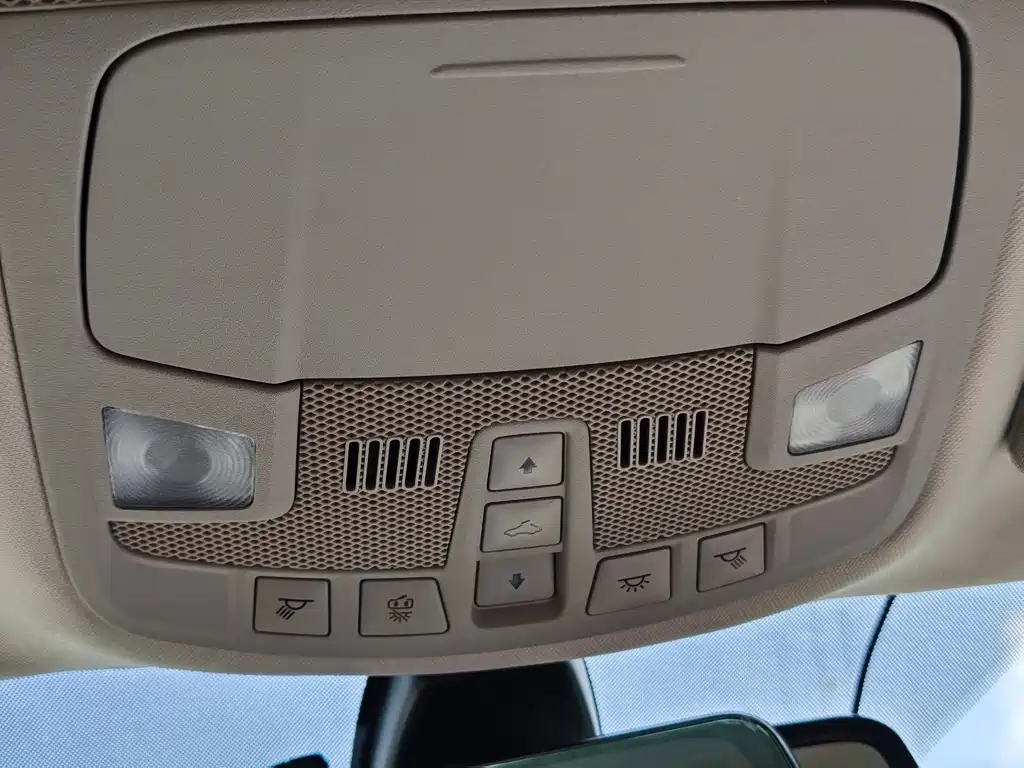 Ford Mondeo — миниатюра 18