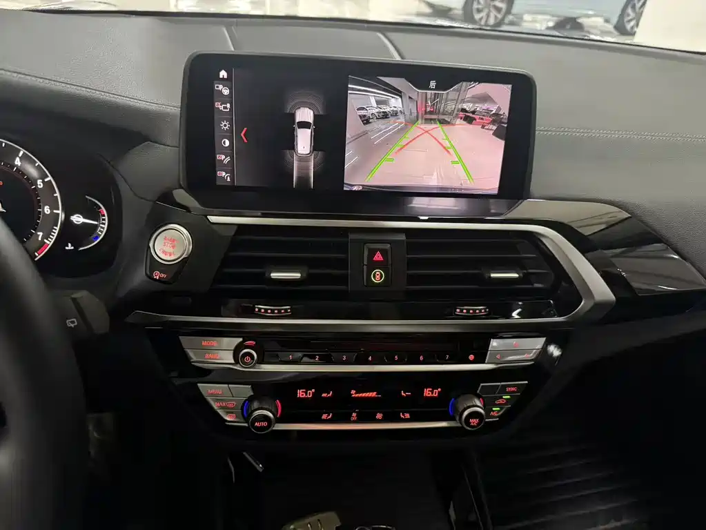 BMW X3 — миниатюра 9