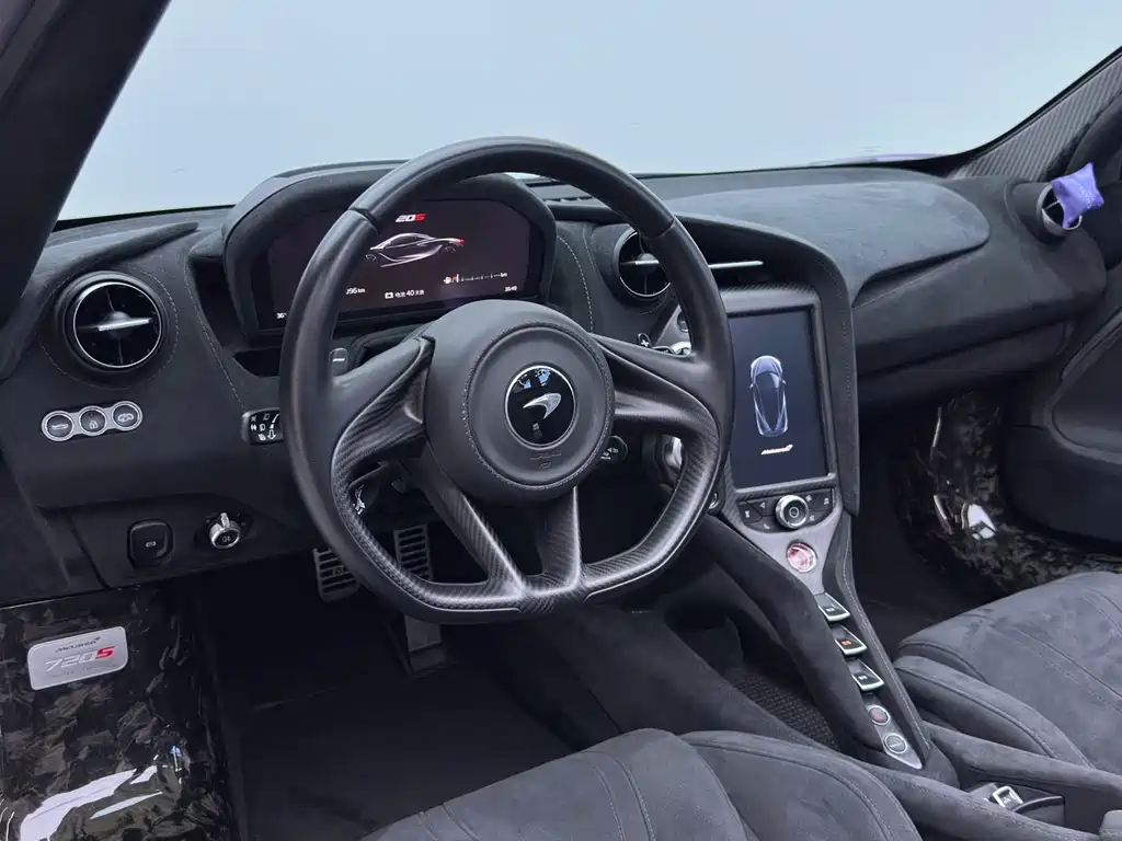 McLaren 720S — миниатюра 23