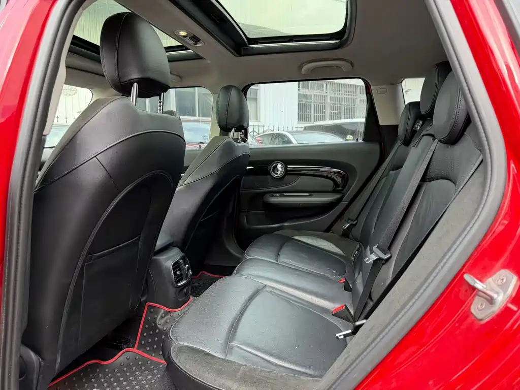 MINI Mini Clubman — миниатюра 6