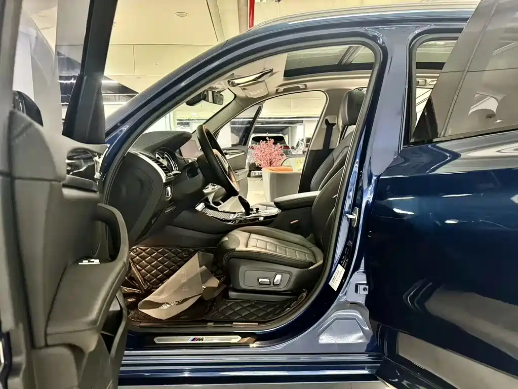BMW X3 — миниатюра 13