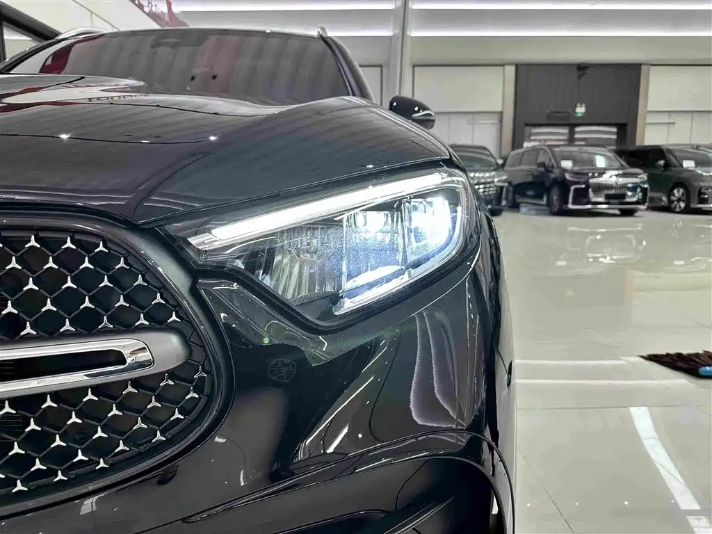 Mercedes-Benz GLC — миниатюра 33