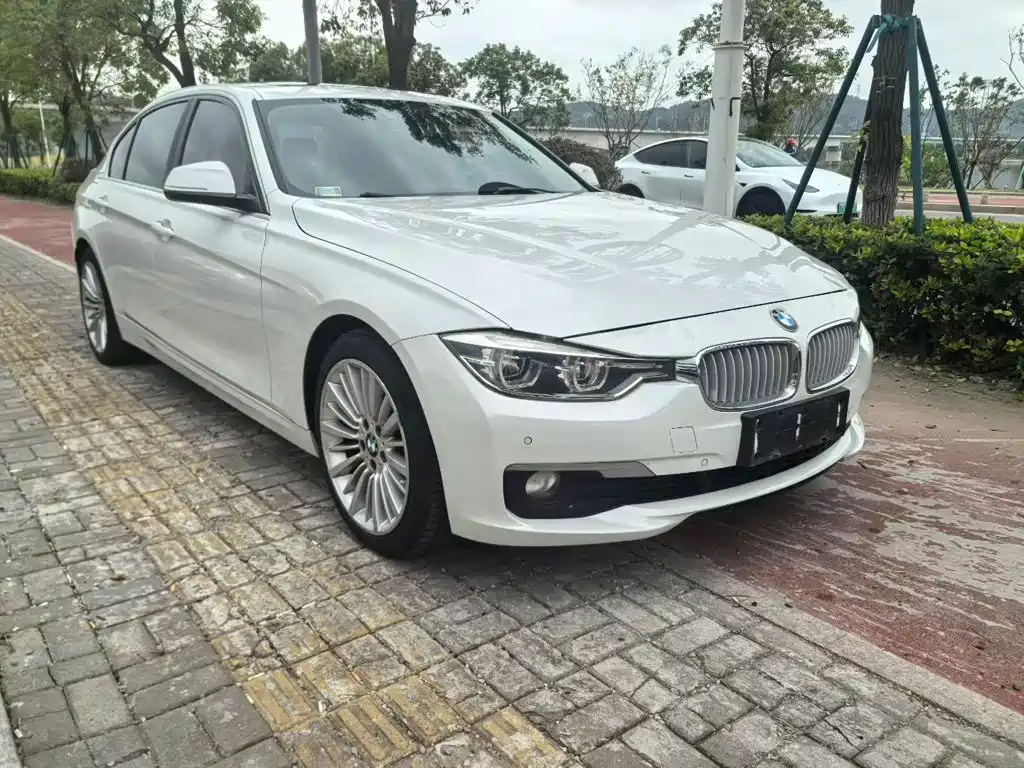 BMW 3 Series — миниатюра 4