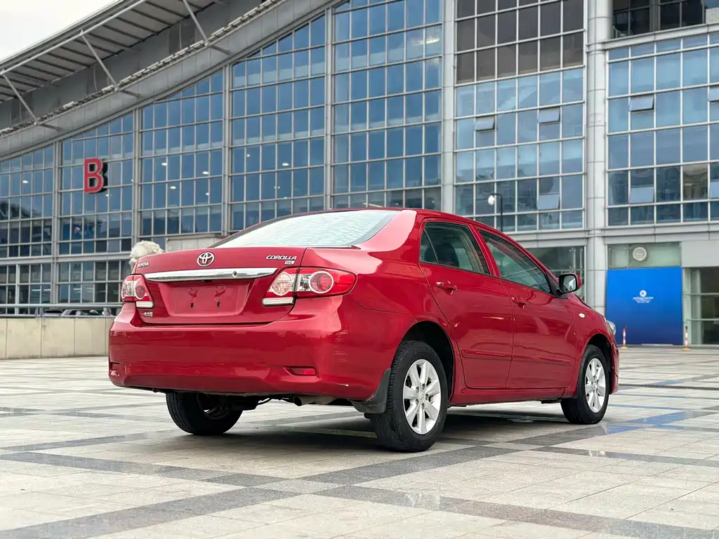 Toyota Corolla — миниатюра 18