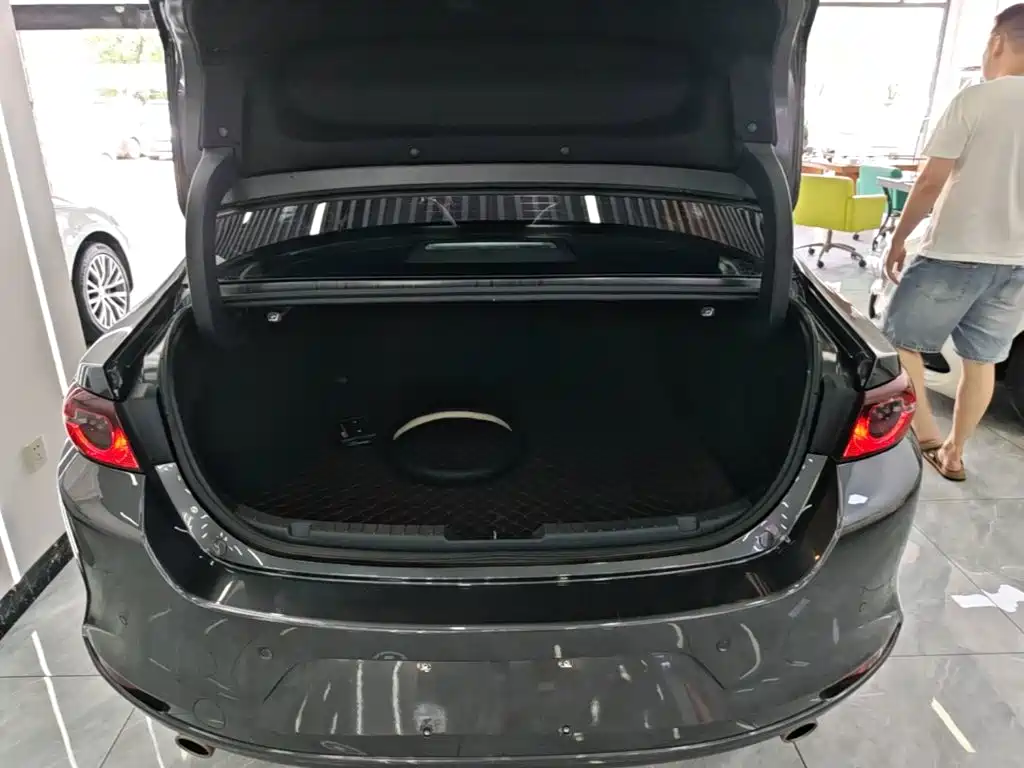 Mazda 3 Axela — миниатюра 19