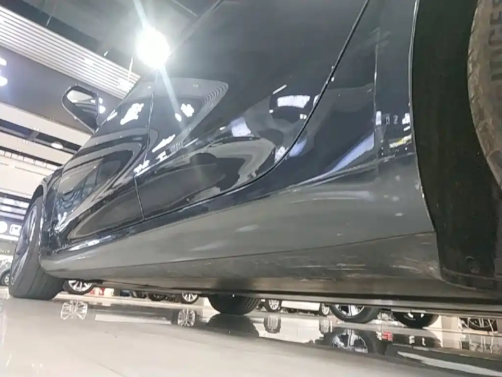 Tesla Model 3 — миниатюра 22
