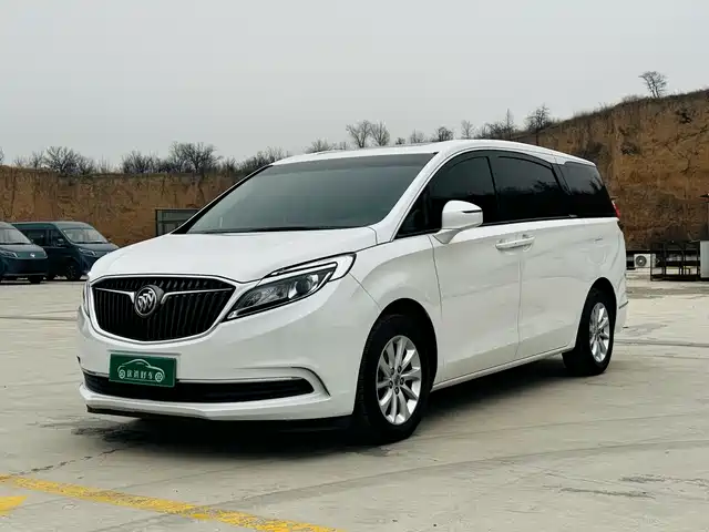 Buick GL 8 2017 ES 28 T Comfort V — фото 1