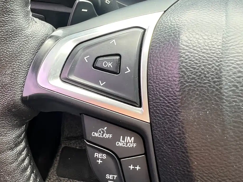 Ford Mondeo — миниатюра 14