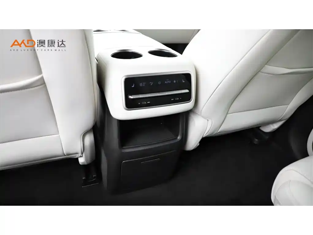 Li Auto L8 2023 Pro