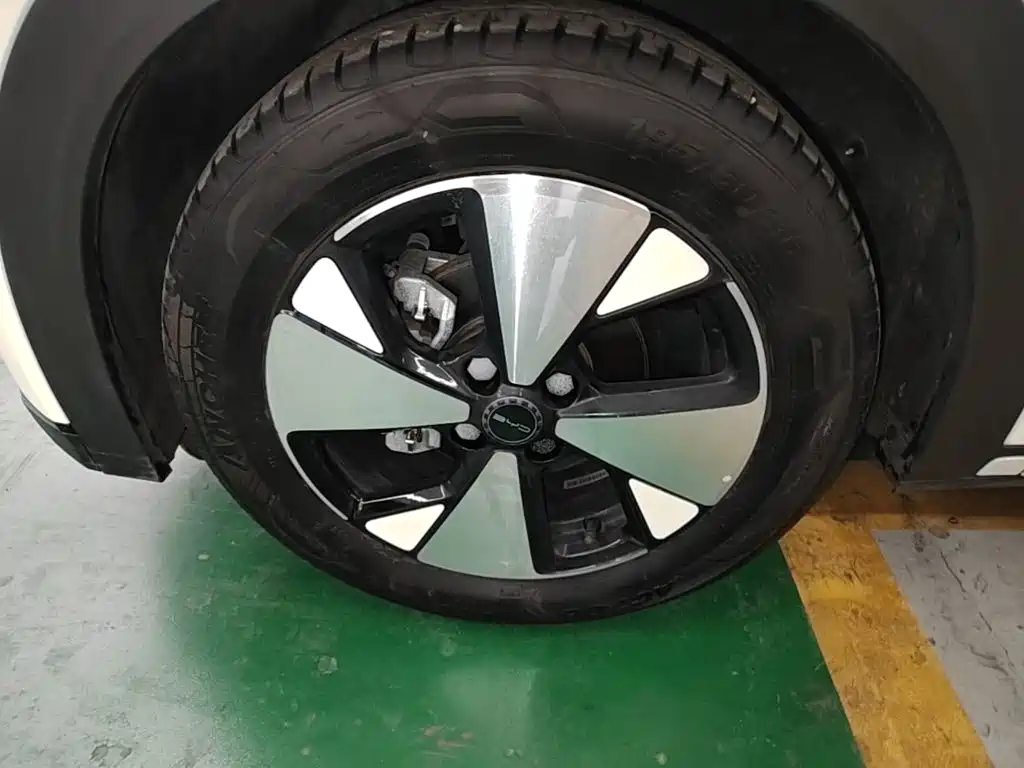 BYD Dolphin — миниатюра 23
