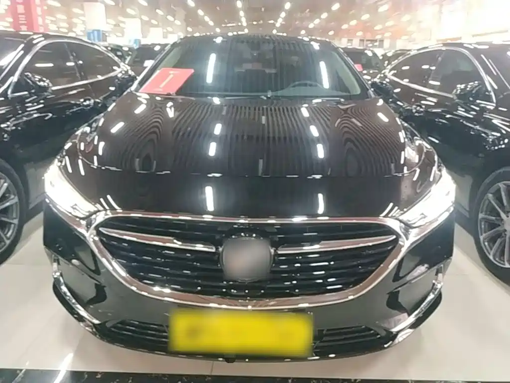Buick LaCrosse — миниатюра 3